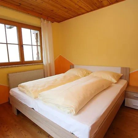 Cozy Near Ski Area In Groayarl *